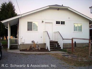 Main picture of 2427 N Columbus St