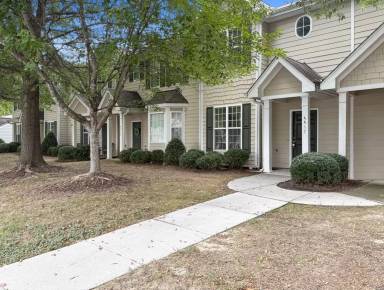 Main picture of 4417 Log Cabin Dr