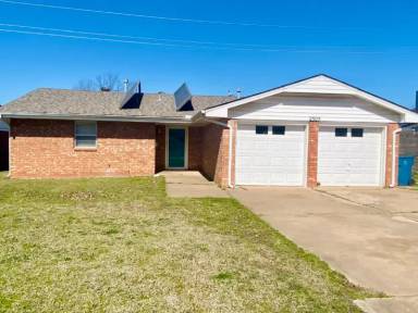 Main picture of 2505 Elwood Dr