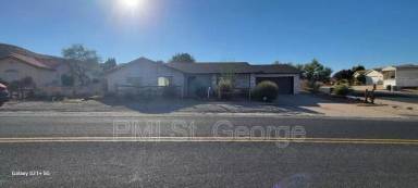 Main picture of 776 E Fort Pierce Dr N