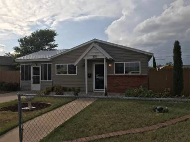 Main picture of 707 Snyder St