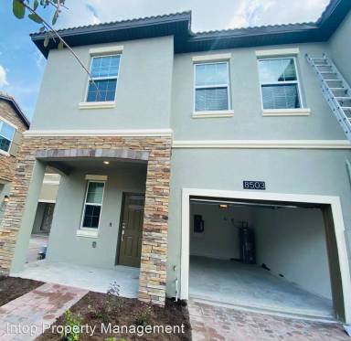 Main picture of 8503 Golf Way