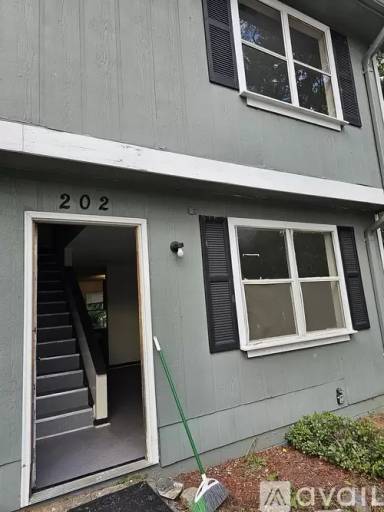 Main picture of 200 Washington St