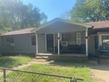 Main picture of 3727 Hampton St