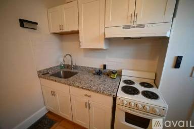 Main picture of 28 Academy Hill Rd