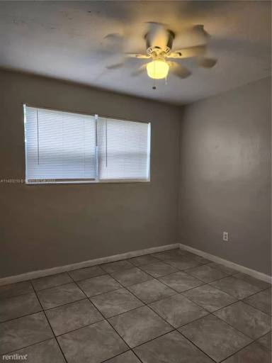Main picture of 701 N 70th Ave
