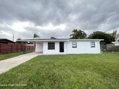 Main picture of 3385 Carnegie St