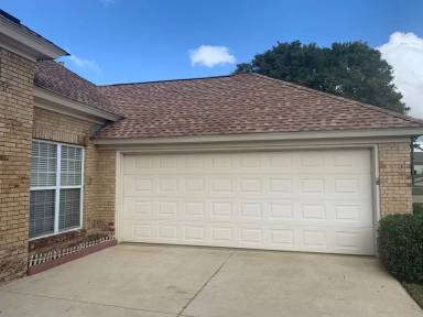 Main picture of 615 Castle Brook Dr