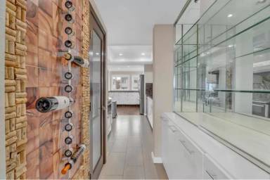 Main picture of Peninsula Place
