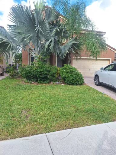 Main picture of 4015 Banyan Trails Dr