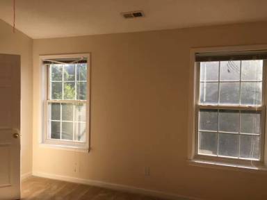 Main picture of 406 Stonecreek Dr