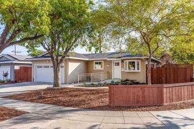 Main picture of 5596 Dwight Ave