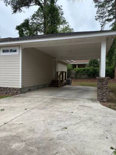Main picture of 534 Collins Dr