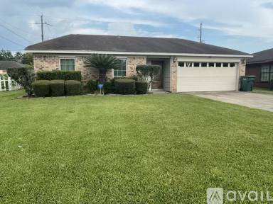Main picture of 2695 Duncan St