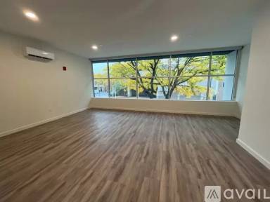 Main picture of 44 Bridge St