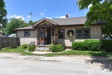 Main picture of 1018 S 19th St