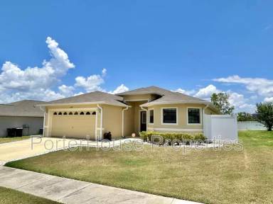 Main picture of 5753 Woodruff Way