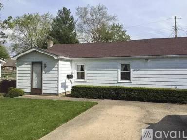 Main picture of 15 W Worley Ave