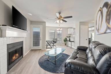 Main picture of 1608 Pecan Chase Cir