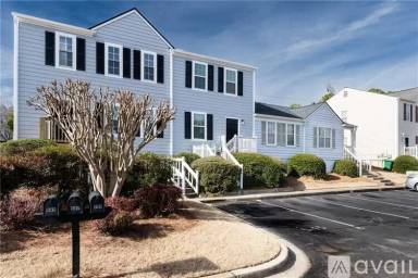 Main picture of 547 Harbor Lake Ct