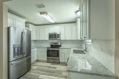 Main picture of 23 Nelson Rd