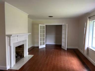 Main picture of 804 E Bell St