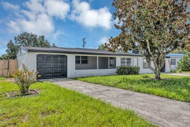 Main picture of 231 Stanley Ave