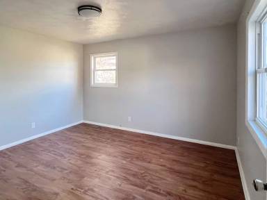 Main picture of 924 Princess Dr