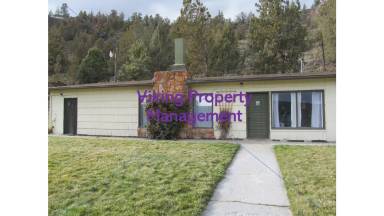 Main picture of 685 NE Barnes Rd