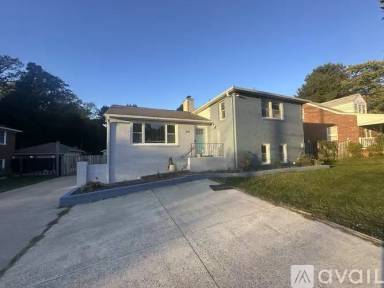 Main picture of 1813 Arcola Ave
