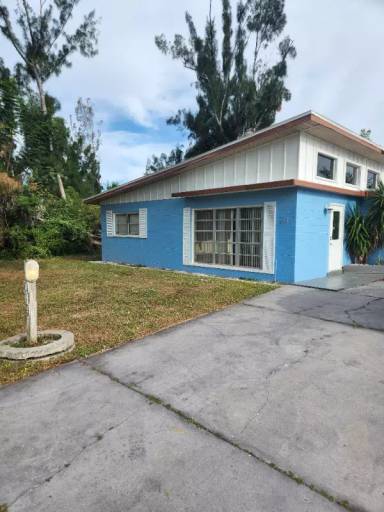 Main picture of 164 Tradewinds Dr NW