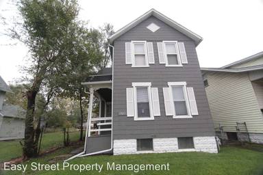 Main picture of 1523 W 4th St