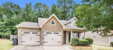 Main picture of 196 Rossburg Dr