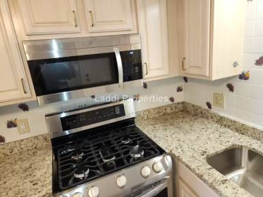 Main picture of 88 Beacon St