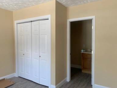 Main picture of 209 Godwin St