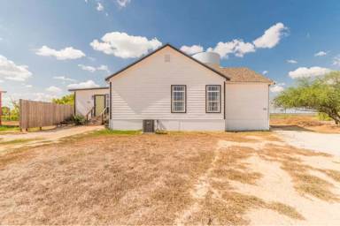 Main picture of 306 Castin Ln