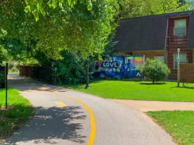 Main picture of 614 W Cleveland St