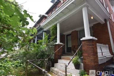 Main picture of 238 S 45th St