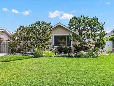 Main picture of 7915 Kingbee St