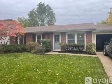 Main picture of 456 W Briarcliff Rd