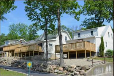 Main picture of 1163 S Oakwood Circle Dr