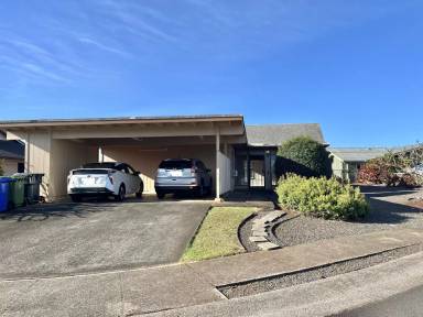 Main picture of 94-375 Kahulialii St