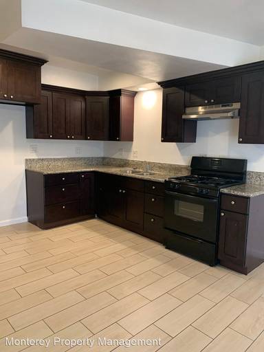 Main picture of 8921 Anthony Ave