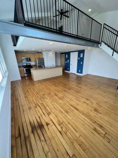 Main picture of 141 E Wythe St