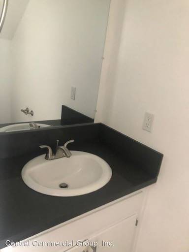 Main picture of 1753 Ramona Ave