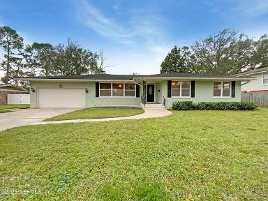 Main picture of 2922 Madrid Ave E
