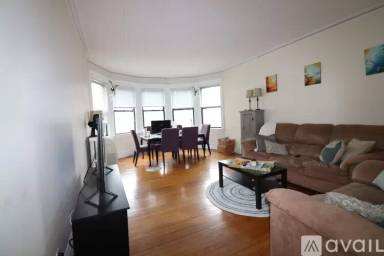 Main picture of 120A Babcock St