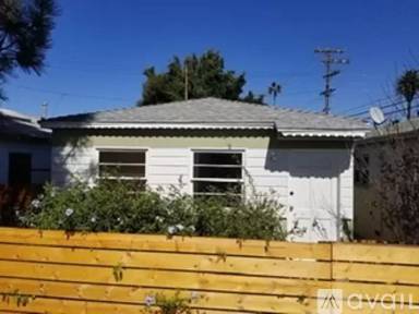 Main picture of 313 Venice Way