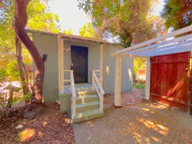 Main picture of 22784 6th St