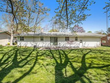 Main picture of 2860 Marilyn Dr